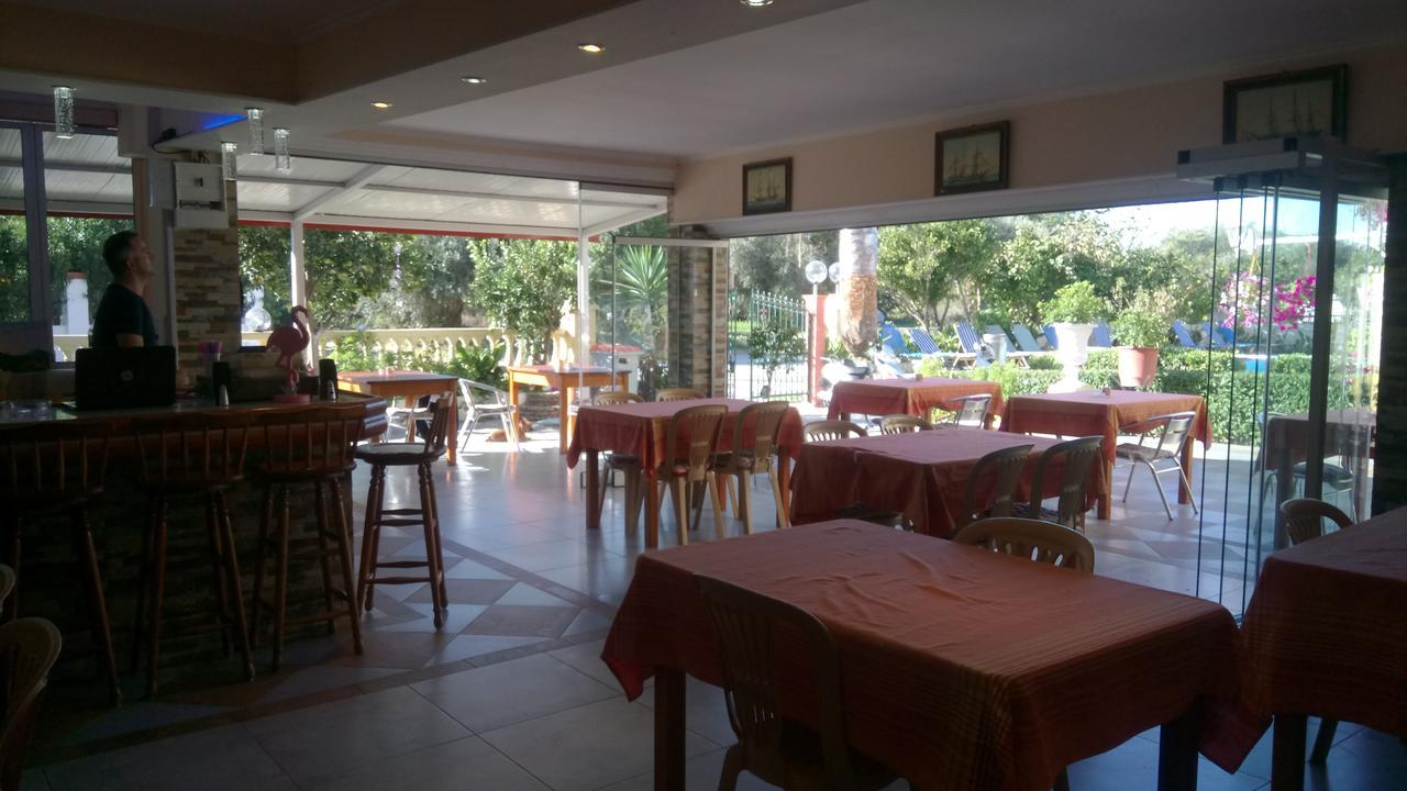 Hotel apartamentowy Flamingo Corfu 3*